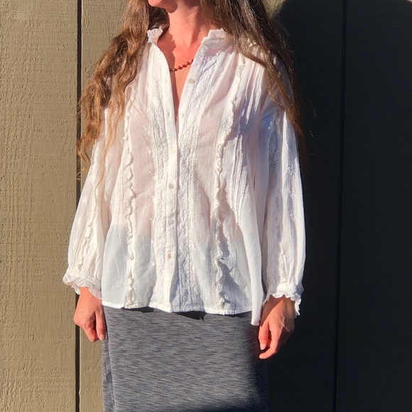 Sundance Feminine White Blouse “Brave Heart” - Picture 6 of 11